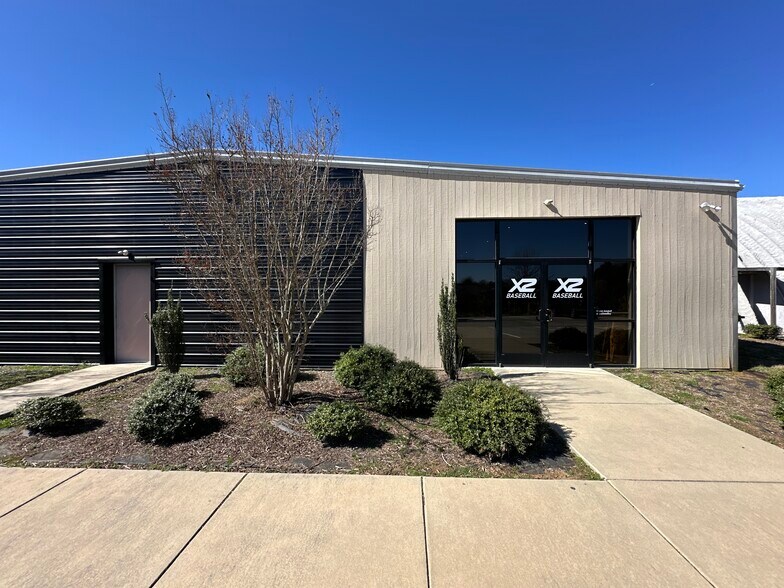 More Photos Of 4312 Republic Ct, Concord Warehouse For Lease