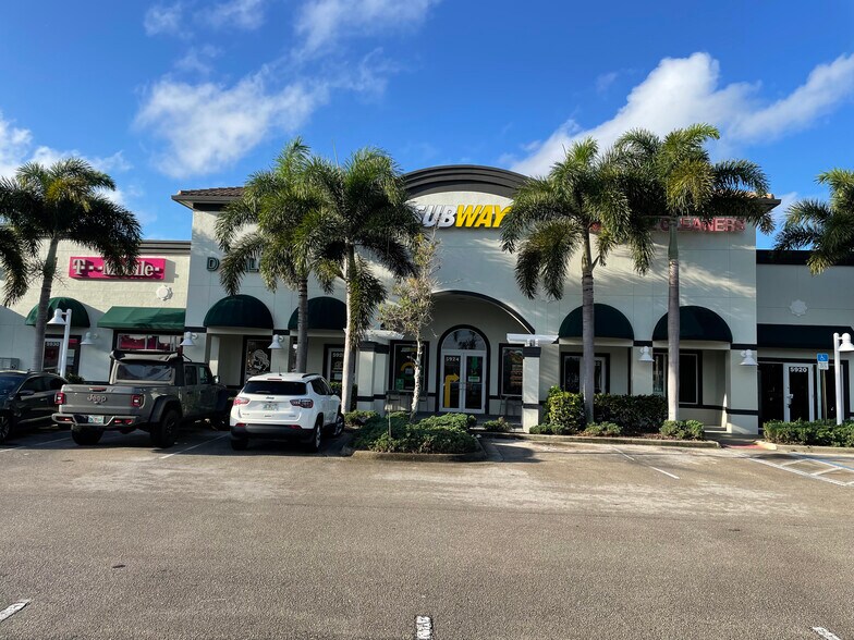 More Photos Of 5934 SE Federal Hwy, Stuart Unknown For Lease