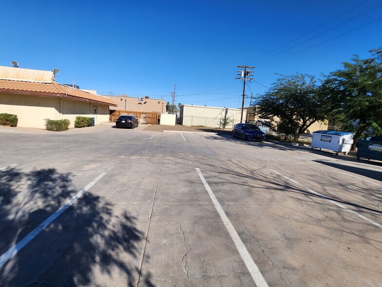 More Photos Of 445 E Main St, El Centro Restaurant For Sale