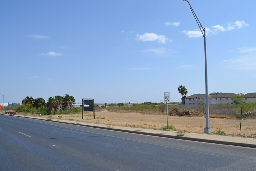 More Photos Of 3301 Saunders st, Laredo Land For Sale