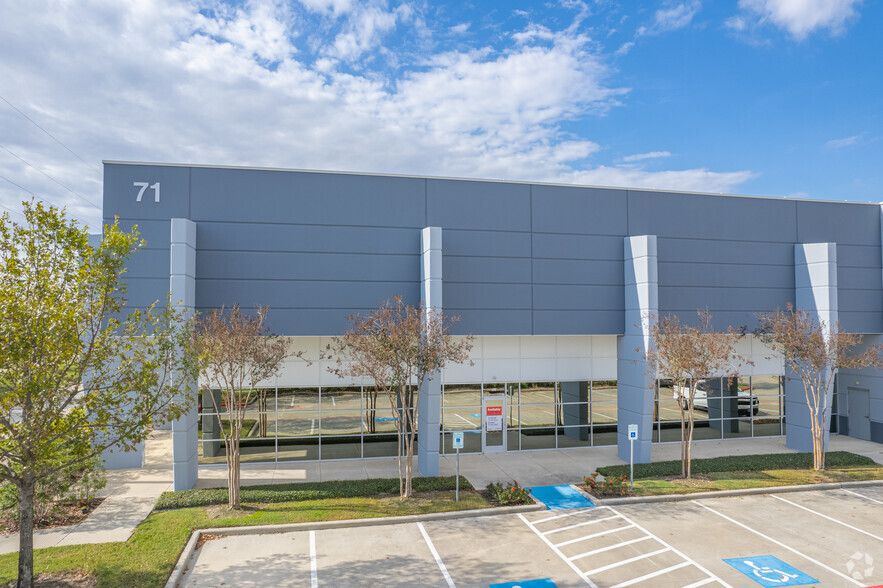 Primary Photo Of 71 Esplanade Blvd, Houston Refrigeration Cold Storage For Lease