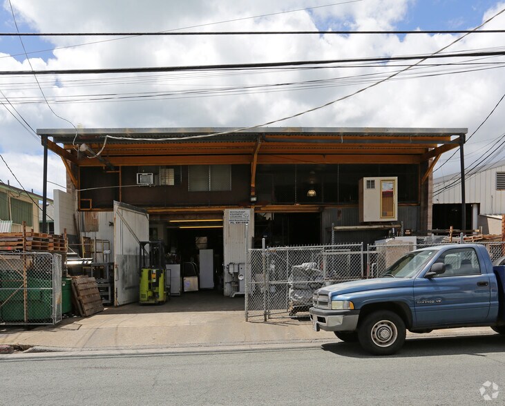 More Photos Of 1923 Republican St, Honolulu Warehouse For Lease
