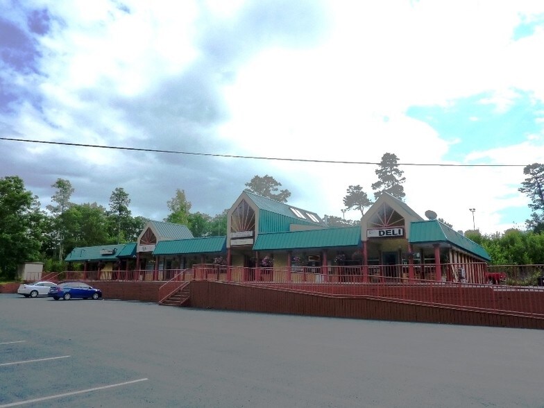 Primary Photo Of 635 Route 739, Lords Valley Freestanding For Sale