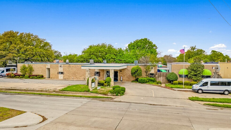 Primary Photo Of 675 W Oates Rd, Garland Daycare Center For Sale