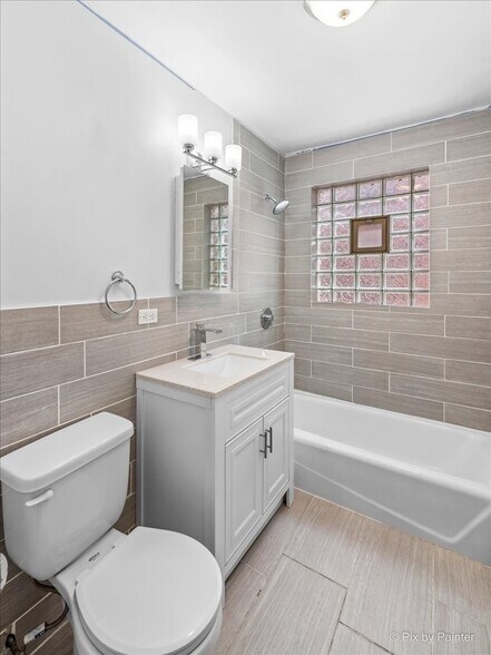 More Photos Of 7319 N Rogers Ave, Chicago Apartments For Sale