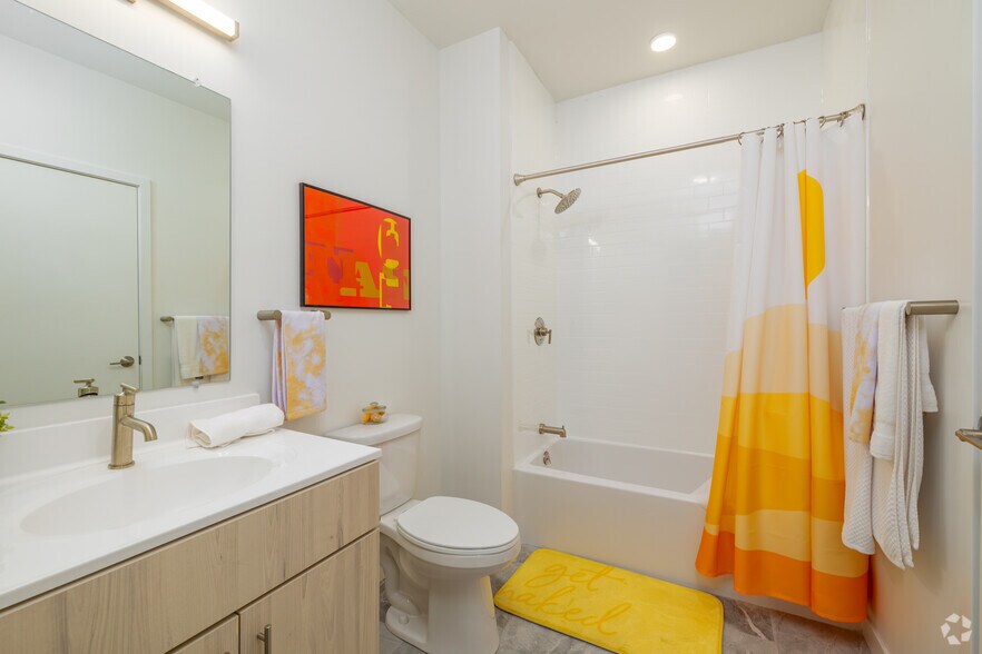 More Photos Of 741 Spring Garden St, Philadelphia Apartments For Lease