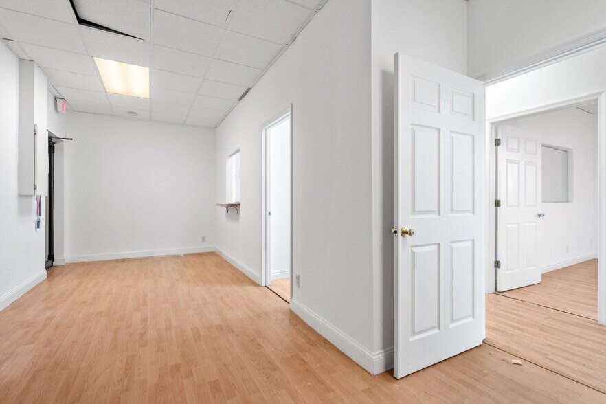 More Photos Of 3003 S Congress Ave, Lake Worth Medical For Sale