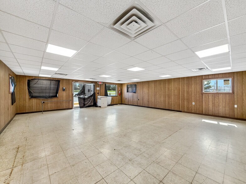 More Photos Of 131 Mini Mall Rd, Ebensburg Food Processing For Lease