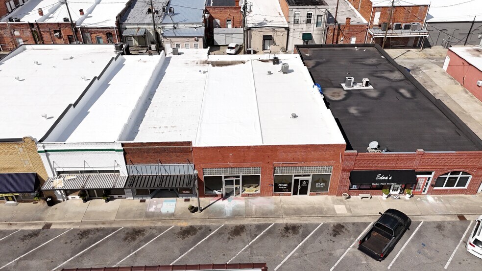 More Photos Of 116 E Meadows St, Vidalia Storefront For Sale