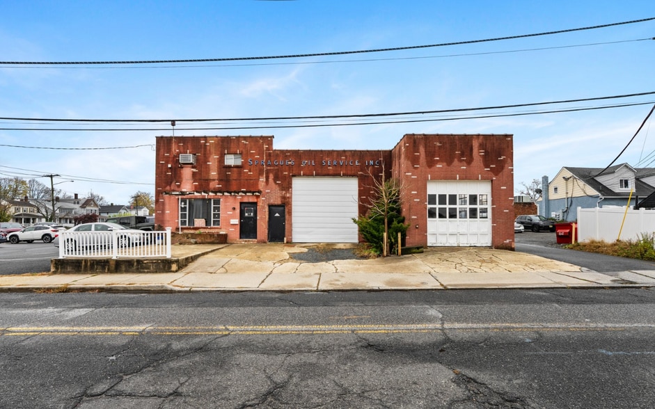 More Photos Of 26 Little St, Matawan Flex For Sale