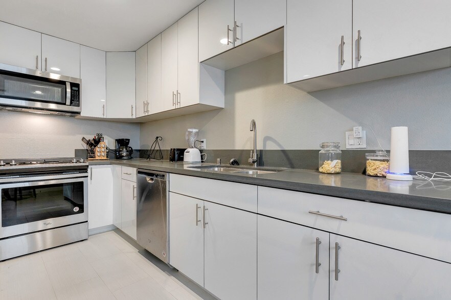 More Photos Of 11525 Haro Ave, Downey Multifamily For Sale