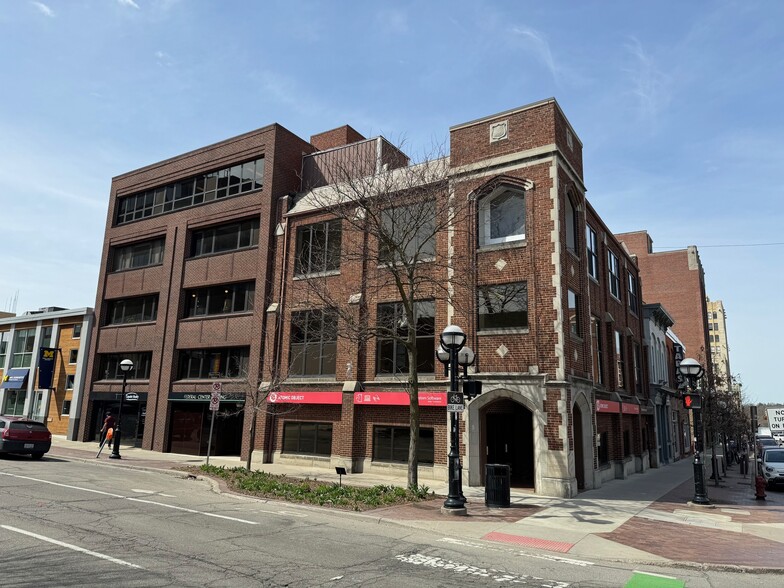 Primary Photo Of 206 S 5th Ave, Ann Arbor Office For Lease