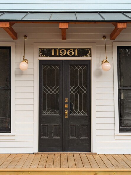 More Photos Of 11961 Lee Hwy, Sperryville Storefront Retail Office For Lease