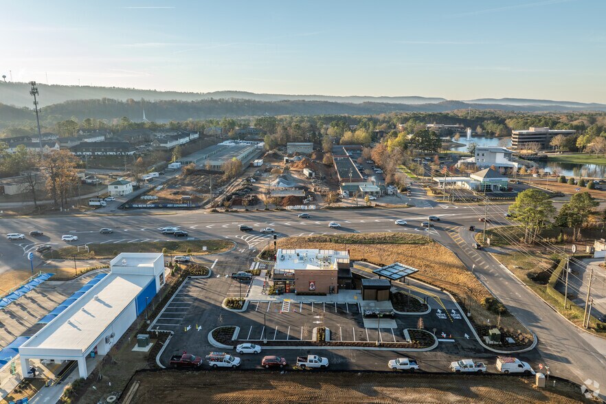 More Photos Of 5301 US 280, Birmingham Restaurant For Sale