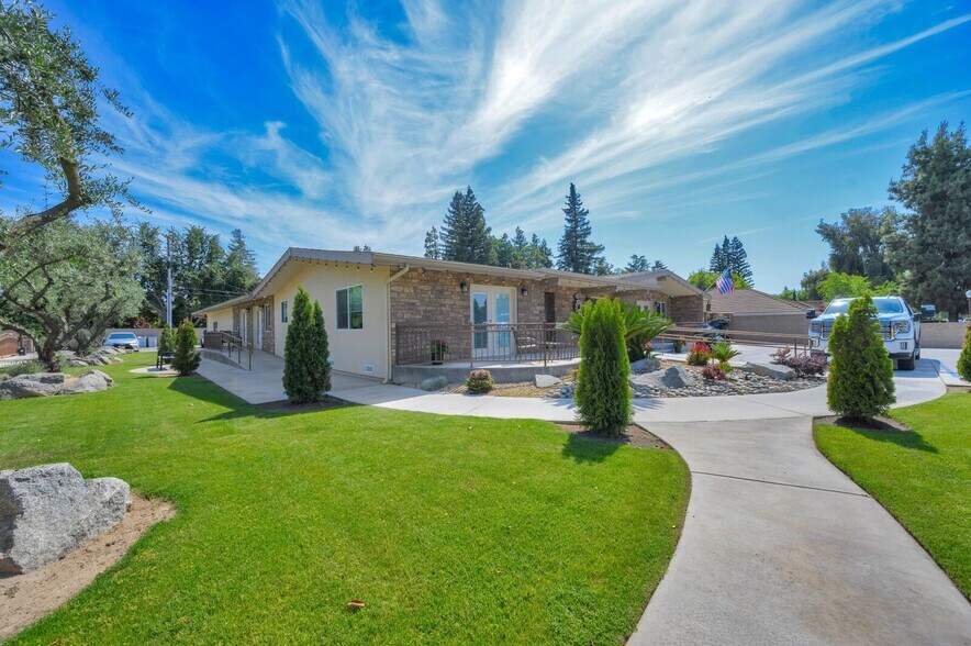 More Photos Of 1419 W Bullard Ave, Fresno Congregate Senior Housing For Sale