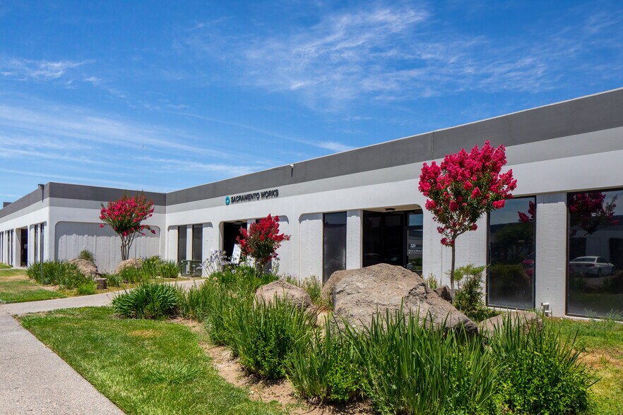 More Photos Of 7000 Franklin Blvd, Sacramento Unknown For Lease