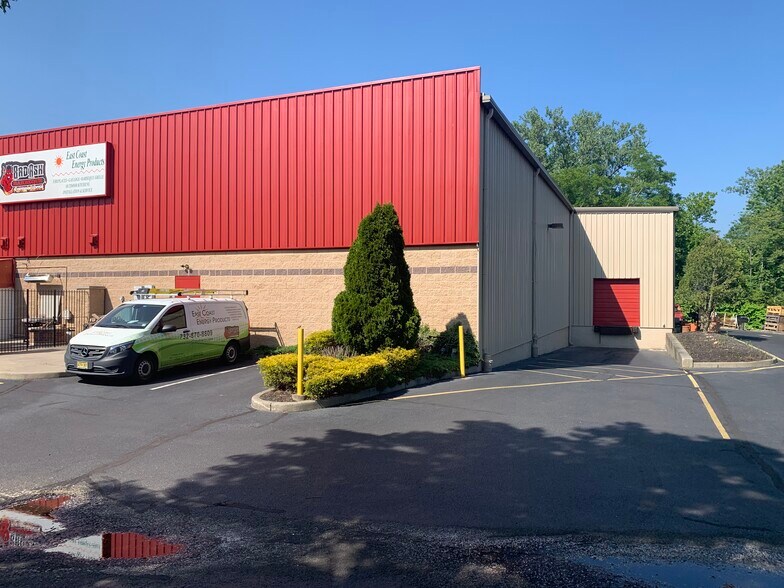 More Photos Of 10 State Highway 36, West Long Branch Freestanding For Lease