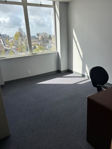 More Photos Of 212 9th St, Oakland Medical For Sale