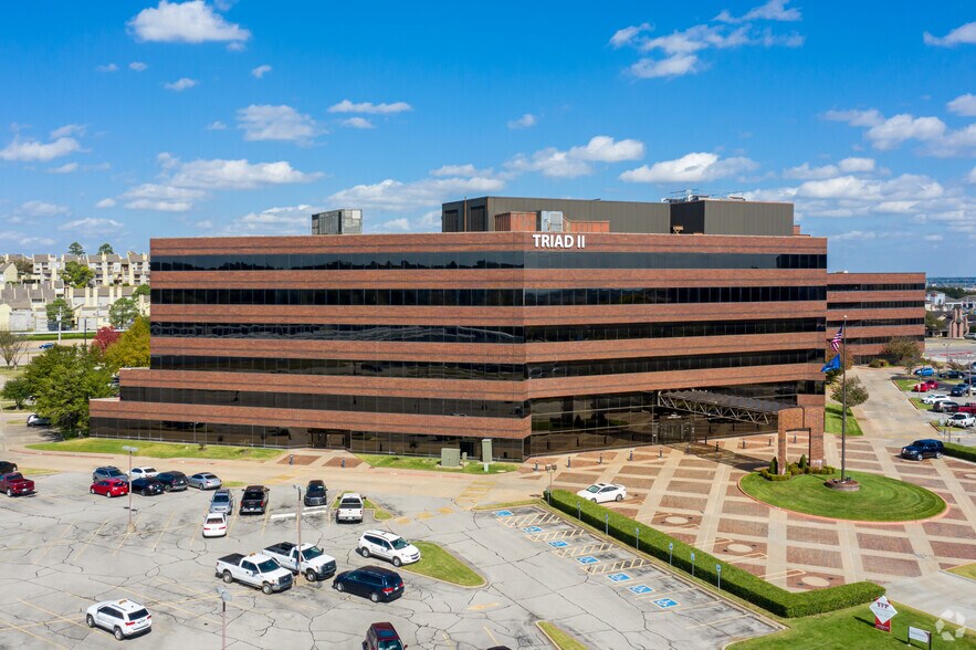 More Photos Of 7645 E 63rd St, Tulsa Office For Lease