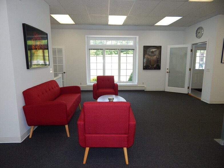 More Photos Of 22 Kent Road, Cornwall Bridge Loft Creative Space For Sale