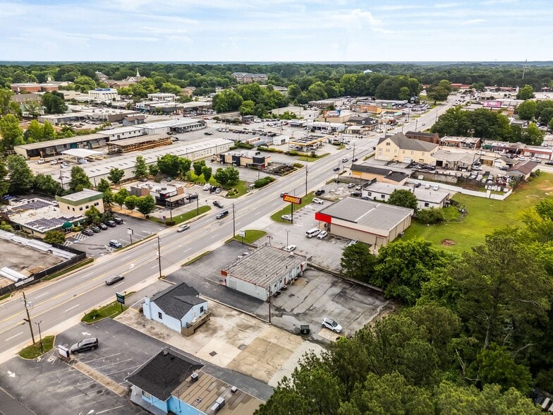 More Photos Of 4065 Lawrenceville Hwy, Tucker Office For Sale
