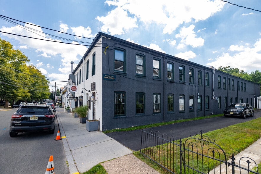 More Photos Of 243 N Union St, Lambertville Office For Lease
