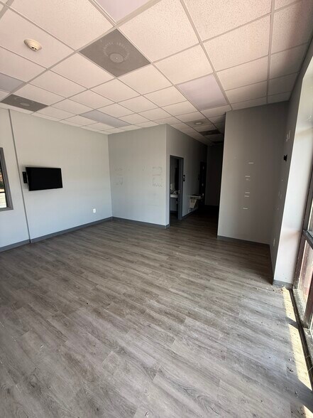 More Photos Of 2101 Dogwood Industrial Cir, Conyers Warehouse For Sale
