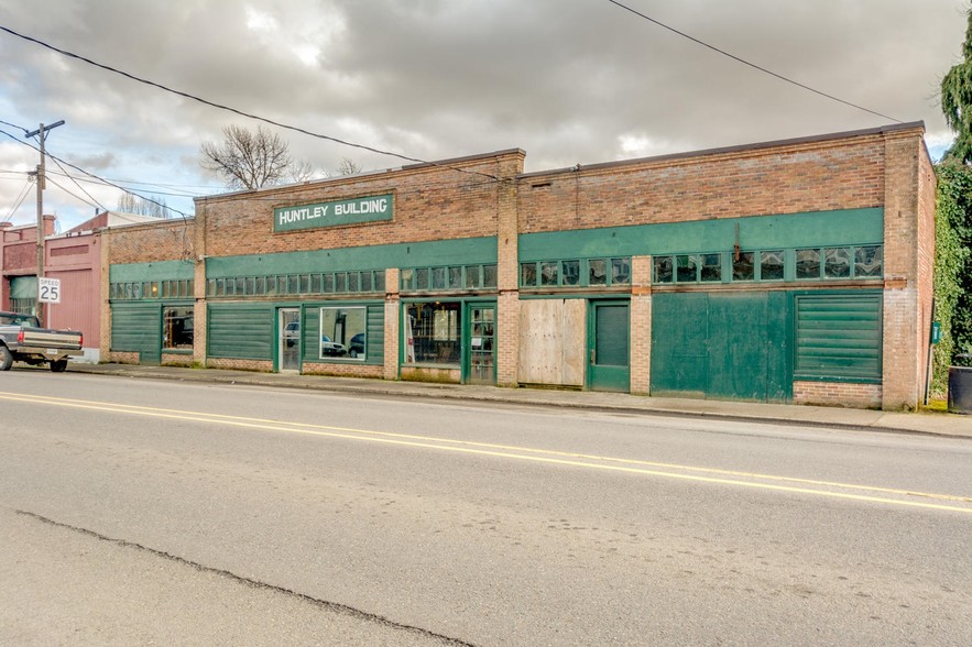 Primary Photo Of 124 E Main St, Sheridan Storefront For Sale