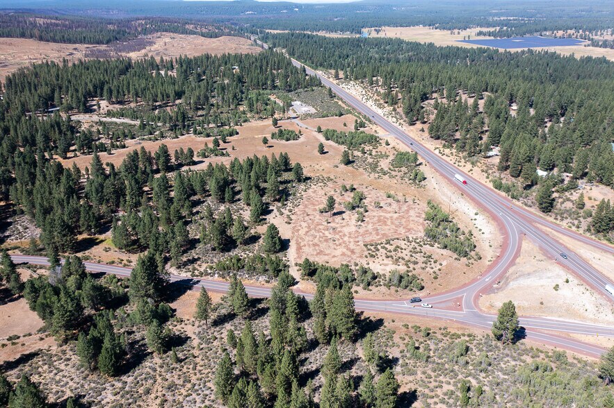 More Photos Of Hwy 97 @ Hwy 422, Chiloquin Land For Sale