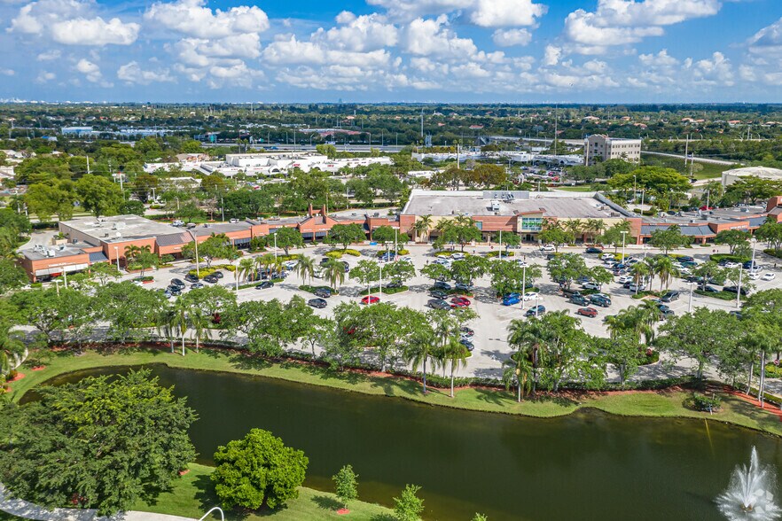 More Photos Of 1110-1392 Weston Rd, Weston Unknown For Lease