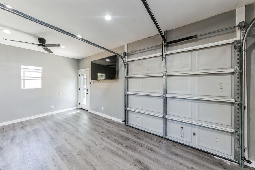 More Photos Of 6111 Atwood St, Austin Multifamily For Sale
