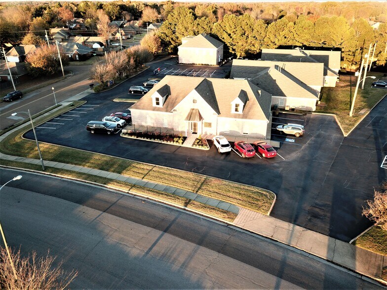 More Photos Of 1316 Hardwood Trl, Cordova Office For Lease