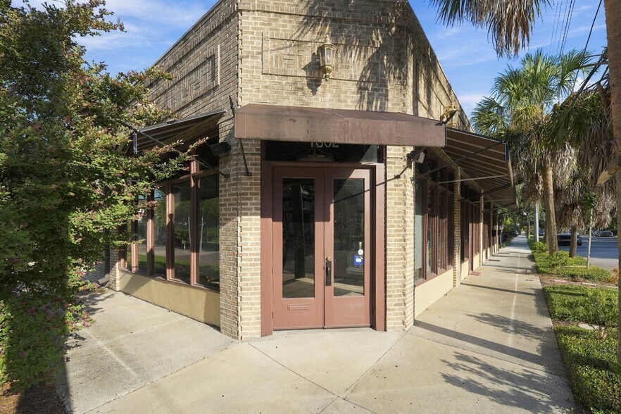 More Photos Of 1602-1608 Walnut St, Jacksonville Restaurant For Sale