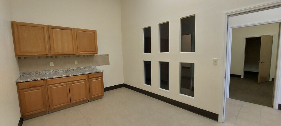 More Photos Of 3601 N Las Vegas Blvd, Las Vegas Storefront For Sale