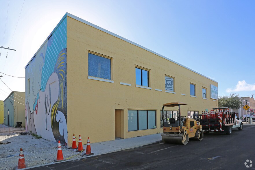 More Photos Of 728 Lake Ave, Lake Worth Storefront For Sale