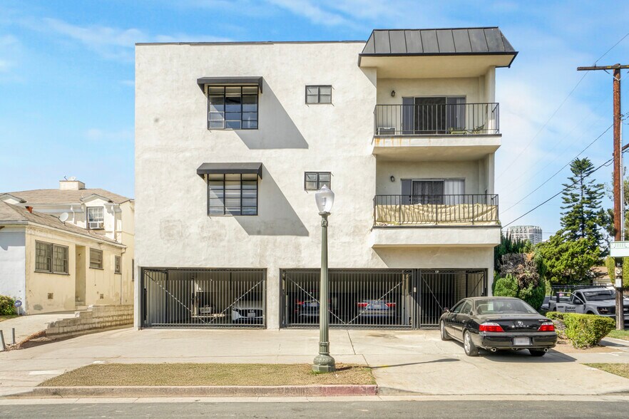 More Photos Of 1677 Westholme Ave, Los Angeles Apartments For Sale