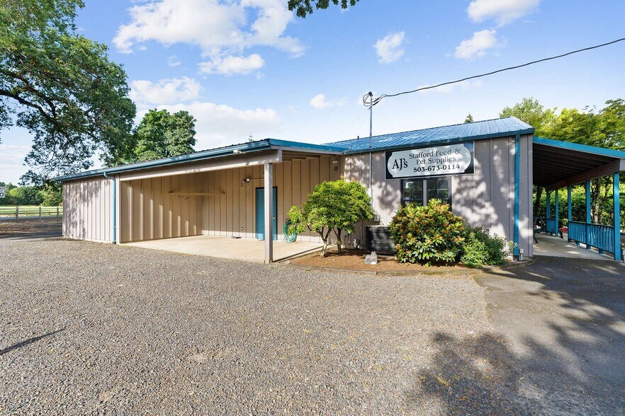 More Photos Of 22525 SW Stafford Rd, Tualatin Warehouse For Sale