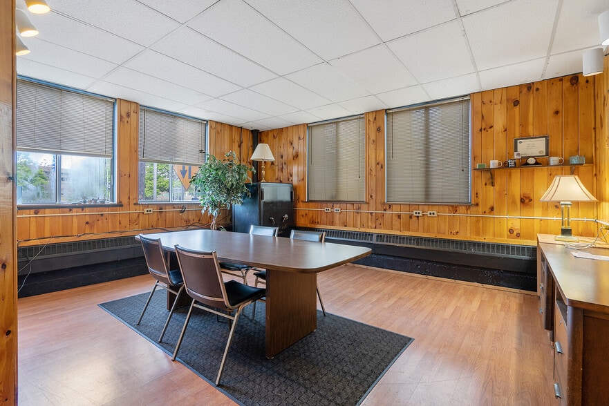 More Photos Of 400 Pearl St, Syracuse Manufacturing For Sale