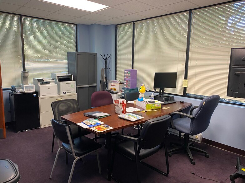 More Photos Of 601 Bethlehem Pike, Montgomeryville Medical For Sale