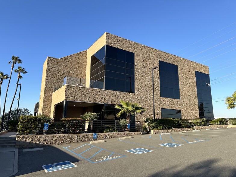 Primary Photo Of 110 N Lincoln Ave, Corona Medical For Sale