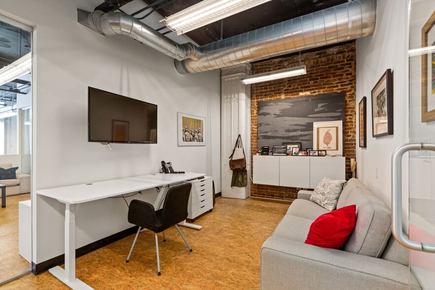 More Photos Of 1501 Locust St, Saint Louis Apartments For Sale