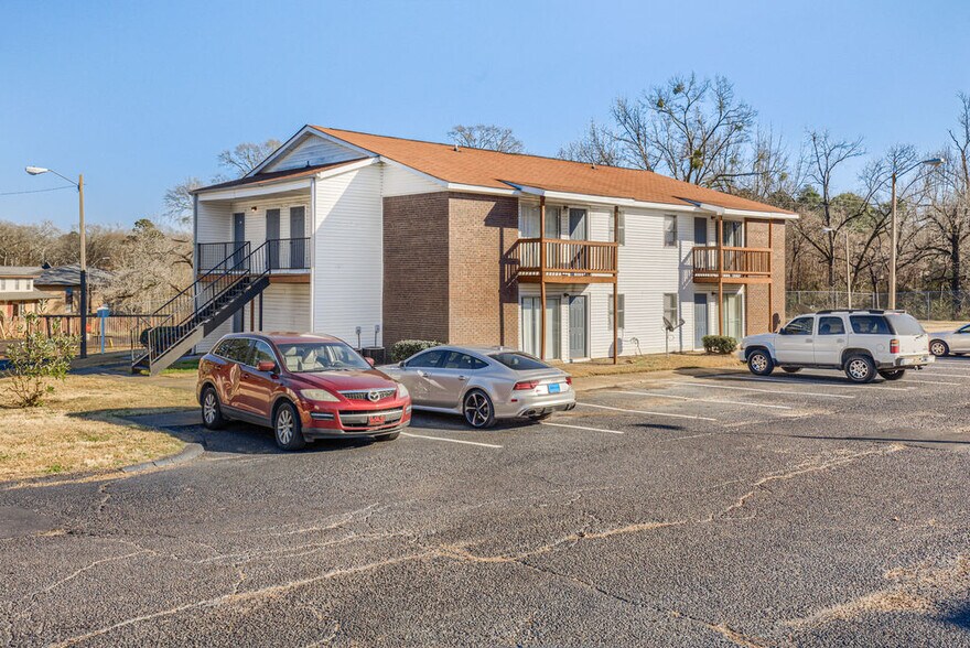 More Photos Of 850 Lindbergh Dr, Jackson Multifamily For Sale