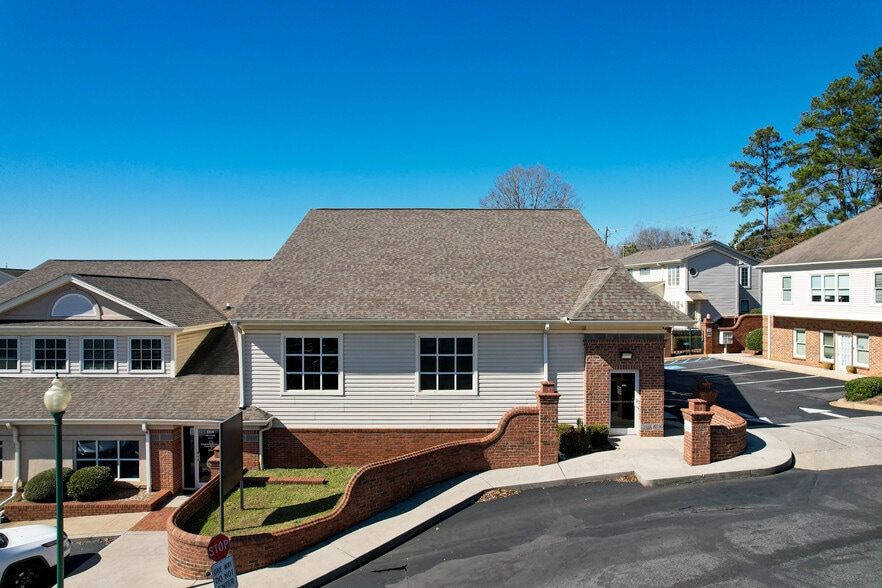 More Photos Of 4126 Clemson Blvd, Anderson Office For Lease