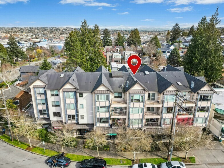More Photos Of 3121 W Government Way, Seattle Apartments For Lease