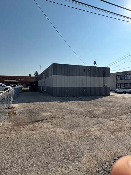 More Photos Of 502 50 St, Edson Storefront For Sale