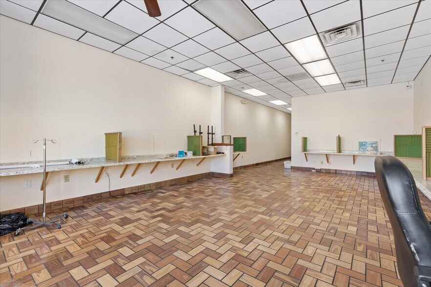 More Photos Of 440-500 W Gulf Atlantic Hwy, Wildwood Unknown For Lease