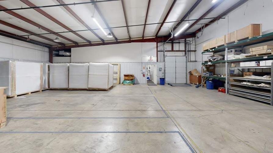 More Photos Of 2120 Town West Dr, Rogers Warehouse For Sale