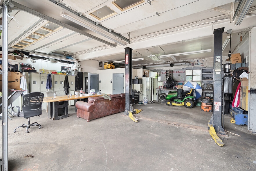 More Photos Of 1706 Englishtown Rd, Old Bridge Warehouse For Sale