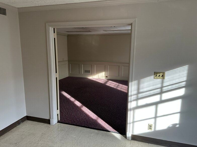 More Photos Of 1025 Brown St, Peekskill Bank For Lease