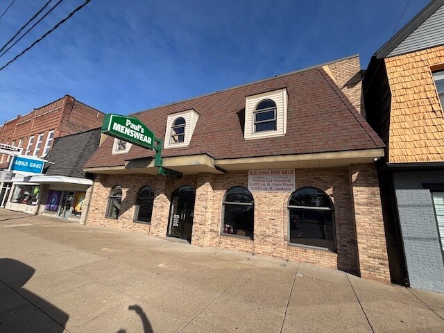 More Photos Of 2225 W Franklin St, Evansville Storefront For Sale